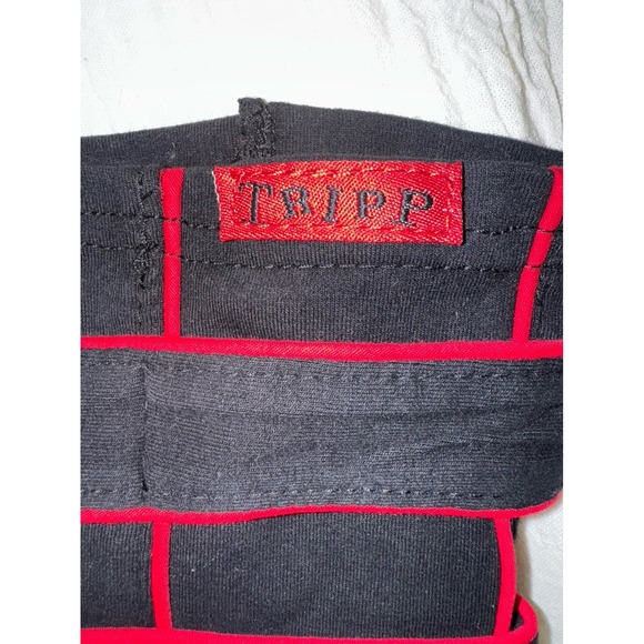 Tripp NYC black parade arm warmers with red piping skull buttons unisex - Picture 3 of 4